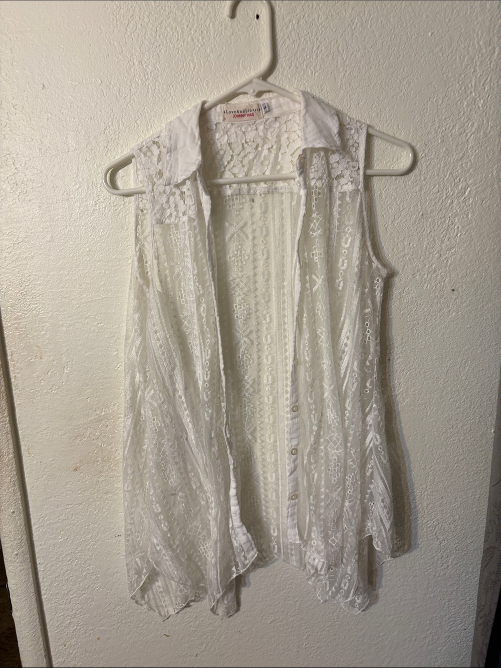Johnny Was White Lace Sleeveless Button-Down Tunic